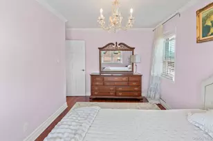 59-02 70th St, Maspeth, NY 11378 - Photo 18