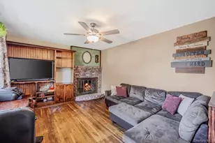 180 Whitetail Ln, Central Islip, NY 11722 - Photo 8