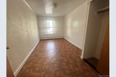 10124 Jamaica Avenue, Richmond Hill, NY 11418 - Photo 4