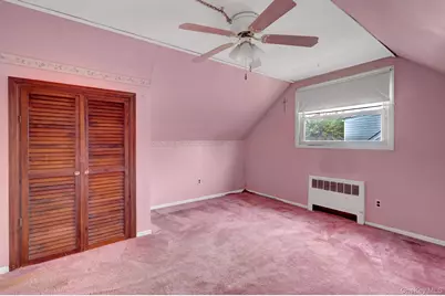 69 Greenwood Drive, North Babylon, NY 11703 - Photo 18