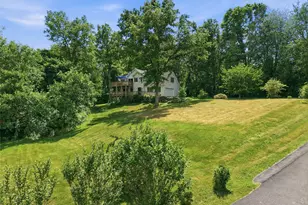 15 Meadow Dr, Red Hook, NY 12571 - Photo 10