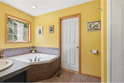 15 Meadow Drive, Red Hook, NY 12571 - Photo 22
