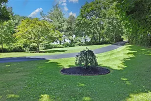 1625 Overhill St, Yorktown Heights, NY 10598 - Photo 4