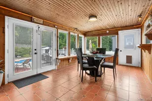 35 Washington Heights St, Selden, NY 11784 - Photo 8