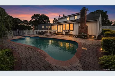 35 Washington Heights Street, Selden, NY 11784 - Photo 18