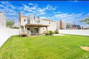 3824 Illona Ln, Oceanside, NY 11572 - Photo 20