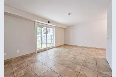 136 Hill Crescent, Calverton, NY 11933 - Photo 6