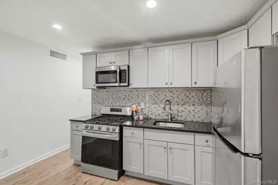 411 Liberty Street, Newburgh, NY 12550 - Photo 10