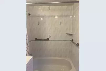 27 Wellington Place, Amityville, NY 11701 - Photo 18