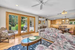 111 Stony Hollow Rd, Centerport, NY 11721 - Photo 8