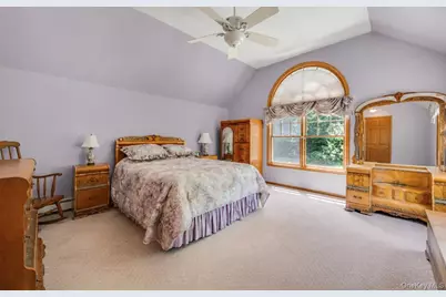111 Stony Hollow Road, Centerport, NY 11721 - Photo 18
