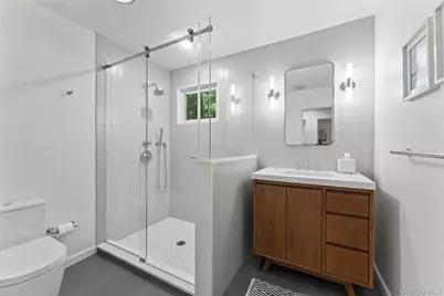 170 Crest Drive, Tarrytown, NY 10591 - Photo 12