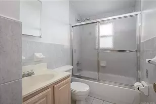 89-29 Moline St, Queens Village, NY 11428 - Photo 14