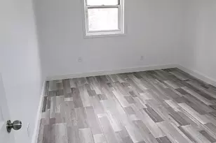 131-78 Laurelton Pkwy, Rosedale, NY 11422 - Photo 10