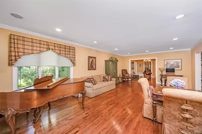 122 Woodmere Boulevard S, Woodmere, NY 11598 - Photo 10
