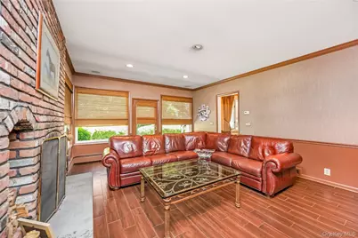 122 Woodmere Boulevard S, Woodmere, NY 11598 - Photo 18