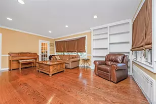 122 Woodmere Blvd S, Woodmere, NY 11598 - Photo 24