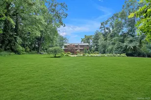 17 Calumet Dr, Dix Hills, NY 11746 - Photo 26