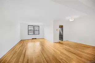 525 W 235th St, Bronx, NY 10463 - Photo 2