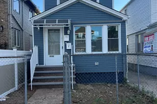 110-20 Union Hall St, Jamaica, NY 11433 - Photo 2