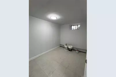 110-20 Union Hall Street, Jamaica, NY 11433 - Photo 32