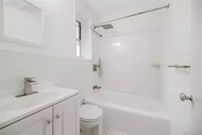 640 W 231st Street #3E, Bronx, NY 10463 - Photo 10