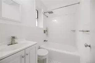 640 W 231st St, Bronx, NY 10463 - Photo 10