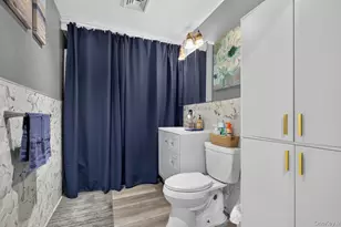 5 Long Ln, Levittown, NY 11758 - Photo 12