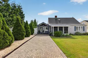 5 Long Ln, Levittown, NY 11758 - Photo 2