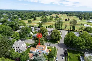 68 Oxford Rd, Rockville Centre, NY 11570 - Photo 36