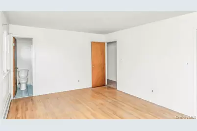 1085 Hempstead Avenue, West Hempstead, NY 11550 - Photo 8