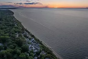 112 Shore Dr, Sound Beach, NY 11789 - Photo 30