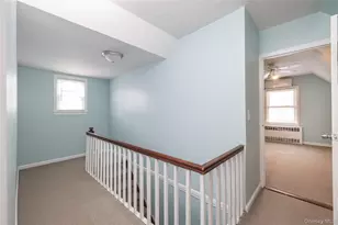 81-07 Commonwealth Blvd, Bellerose, NY 11426 - Photo 8