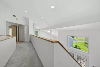 4 Laurelwood Court, Dix Hills, NY 11746 - Photo 26
