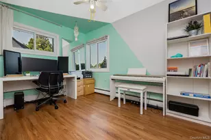 201 Cypress Ln W, Westbury, NY 11590 - Photo 14