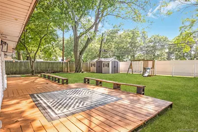 201 Cypress Lane W, Westbury, NY 11590 - Photo 26