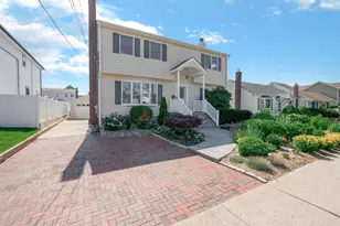 4 23rd St, Jericho, NY 11753 - Photo 2