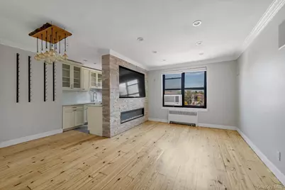 20106 Rocky Hill Road #6G2, Bayside, NY 11361 - Photo 4