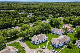 124 Fairview Cir, Middle Island, NY 11953 - Photo 16