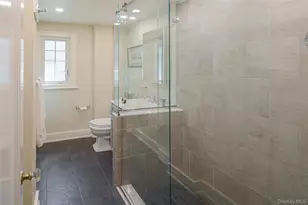 17 Beechtree Lane, Bronxville, NY 10708 - Photo 14