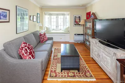 17 Beechtree Lane #2E, Bronxville, NY 10708 - Photo 16