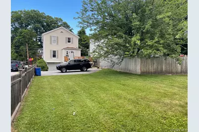 507 Mile Square Road, Yonkers, NY 10701 - Photo 2