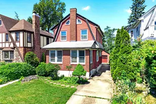 27-30 165th St, Flushing, NY 11358 - Photo 2