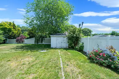 14 Pinelawn Avenue, Farmingville, NY 11738 - Photo 6