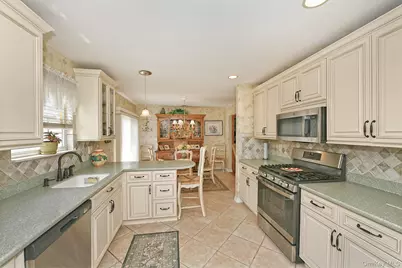 102 Winged Foot Way, Riverhead, NY 11901 - Photo 20