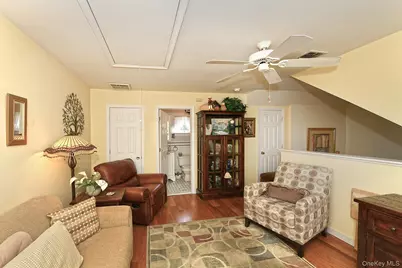 102 Winged Foot Way, Riverhead, NY 11901 - Photo 32