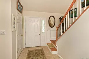 102 Winged Foot Way, Riverhead, NY 11901 - Photo 8