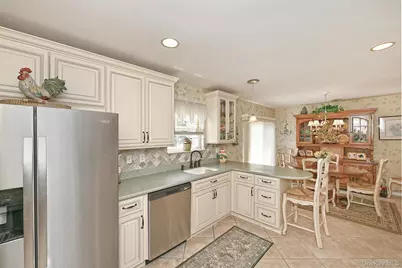 102 Winged Foot Way, Riverhead, NY 11901 - Photo 22