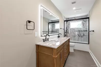 23 Garden Circle, Syosset, NY 11791 - Photo 20