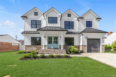 23 Garden Circle, Syosset, NY 11791 - Photo 1